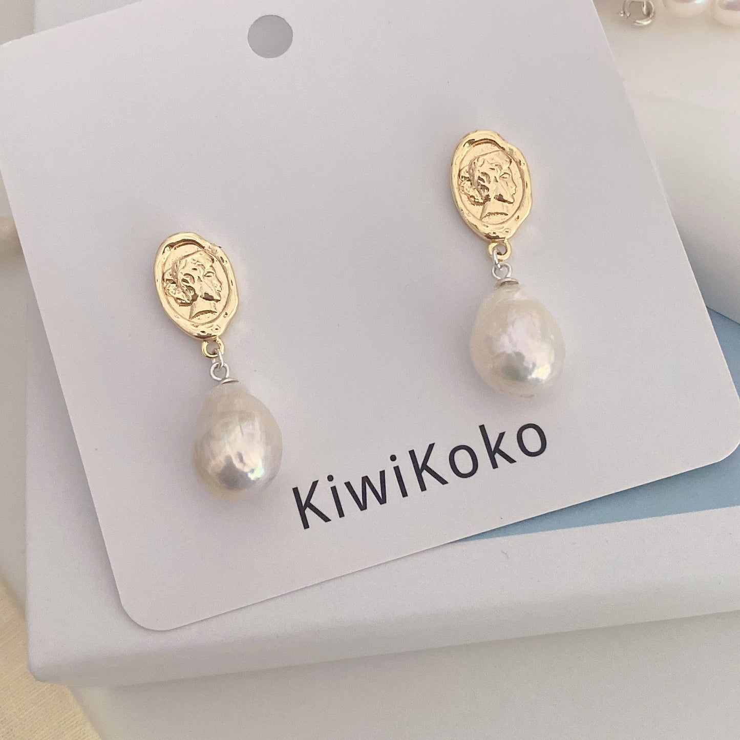 Lorelai Baroque Irregualr FreshwaterPearls Stud Earring