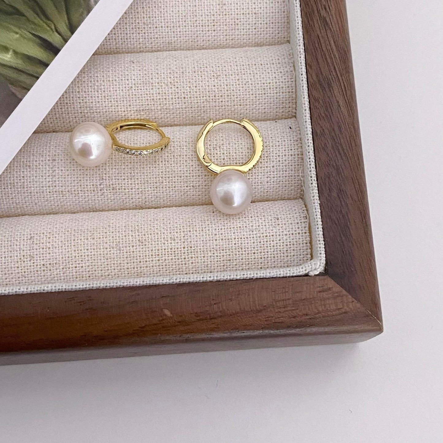 Journee Freshwater Pearl Earring