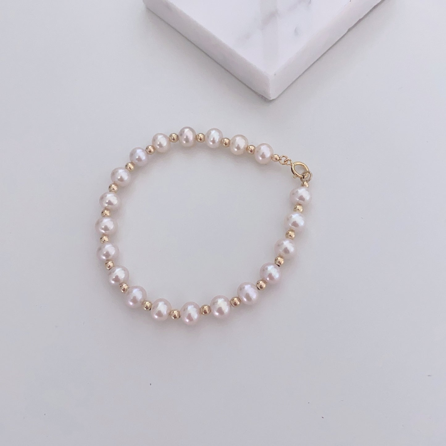 Claire Gold-filled and Freshwater Pearls Bracelet