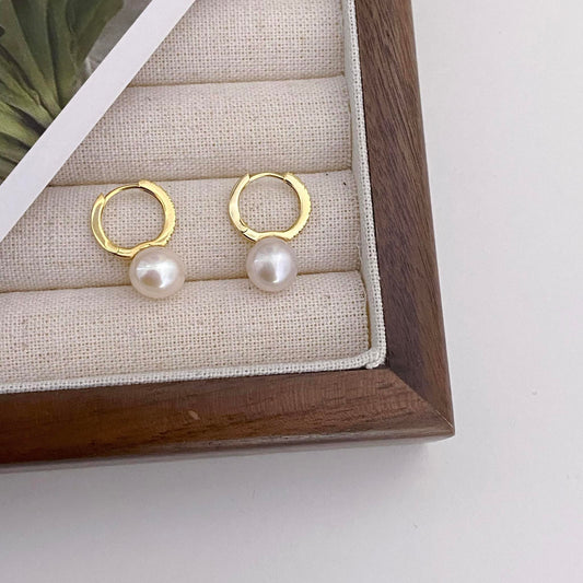 Journee Freshwater Pearl Earring