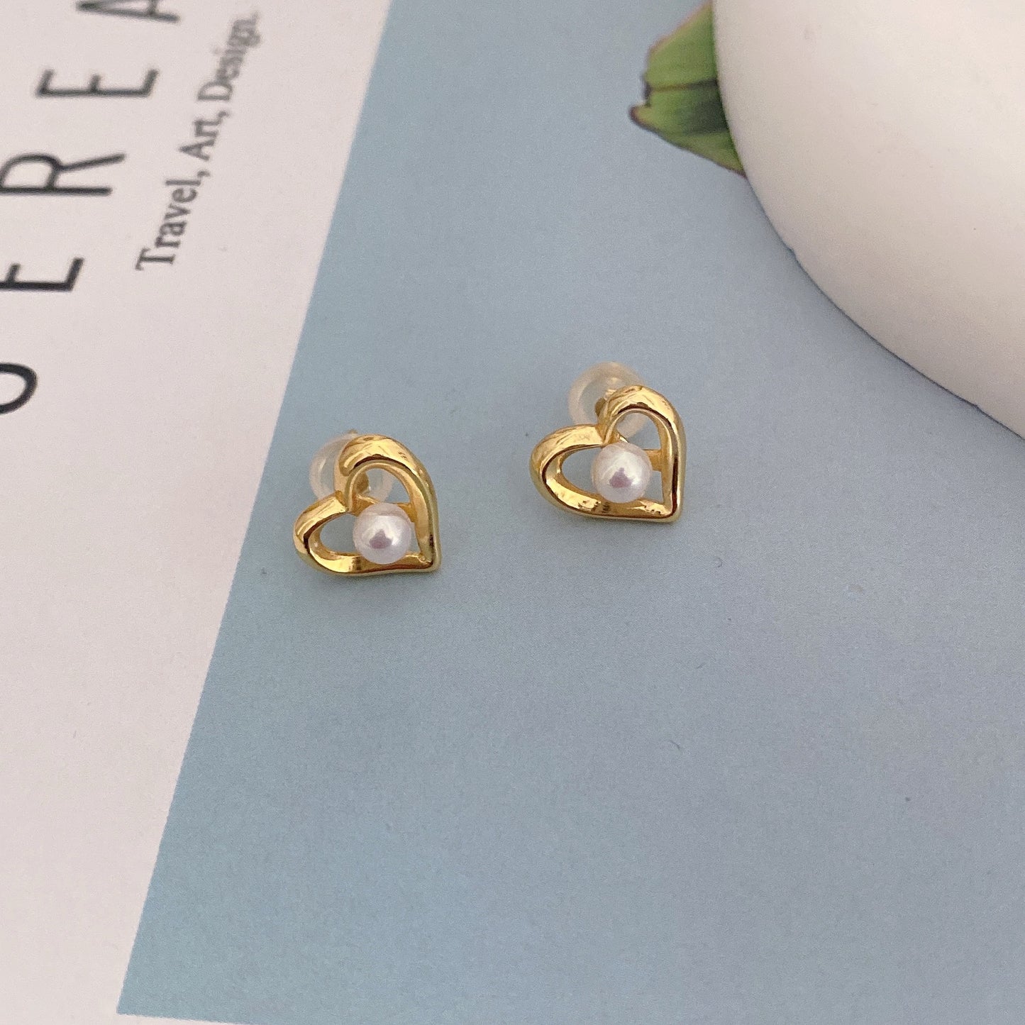 Mini Pearl Stud Earring