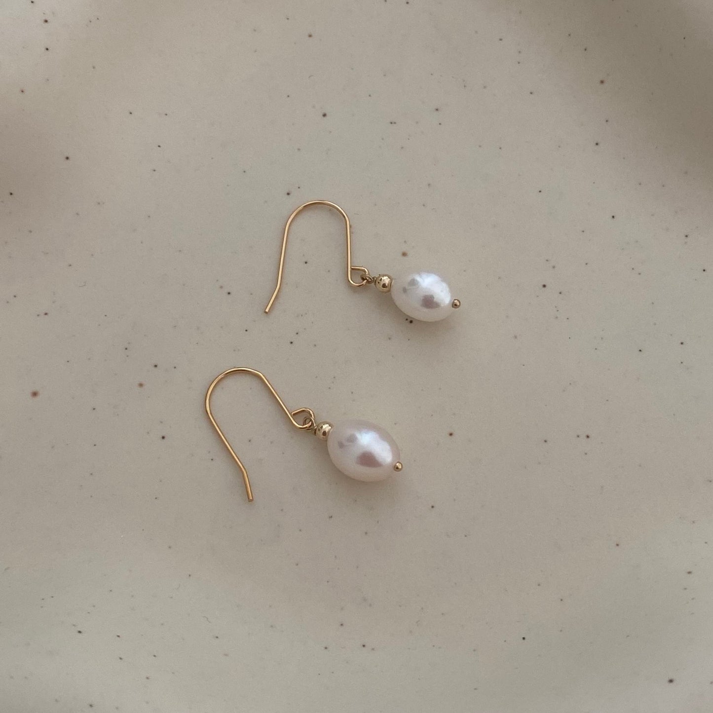 Cora Single Freshwater Pearl Hook Earring