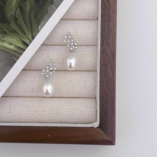 Josephine Pearl Stud Earring