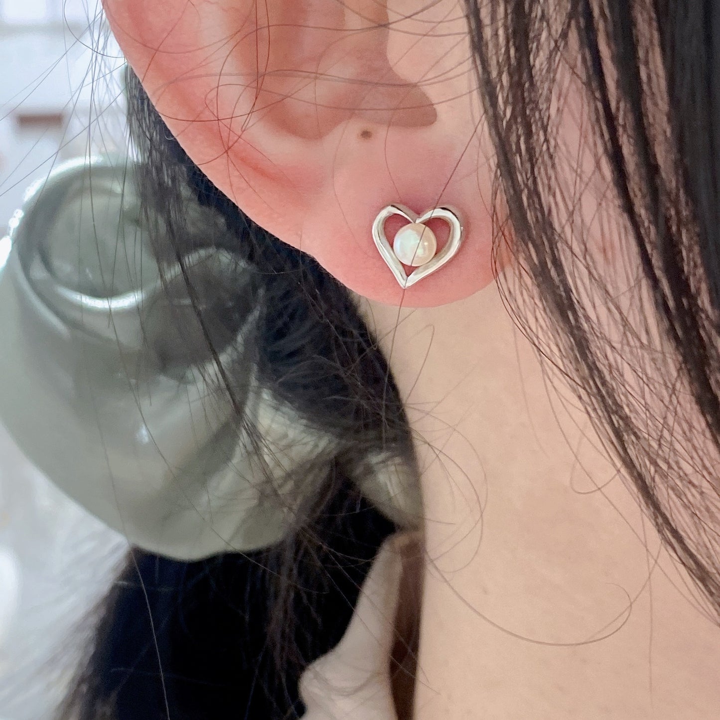Mini Pearl Stud Earring