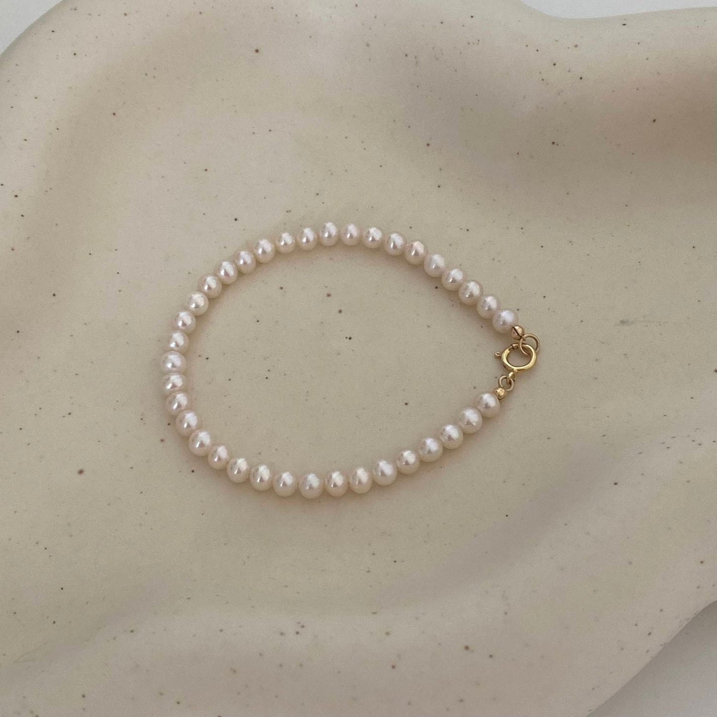 Isabella Mini Freshwater Pearl Bracelet