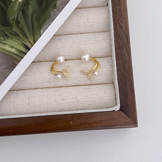 Mermaid Tail Freshwater Pearl Stud Earring