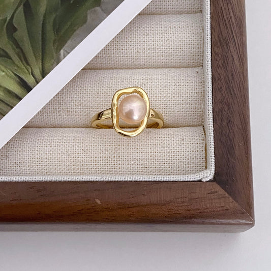 Ring Nyra Adjustable Freshwater Gold Plated Silver Ring