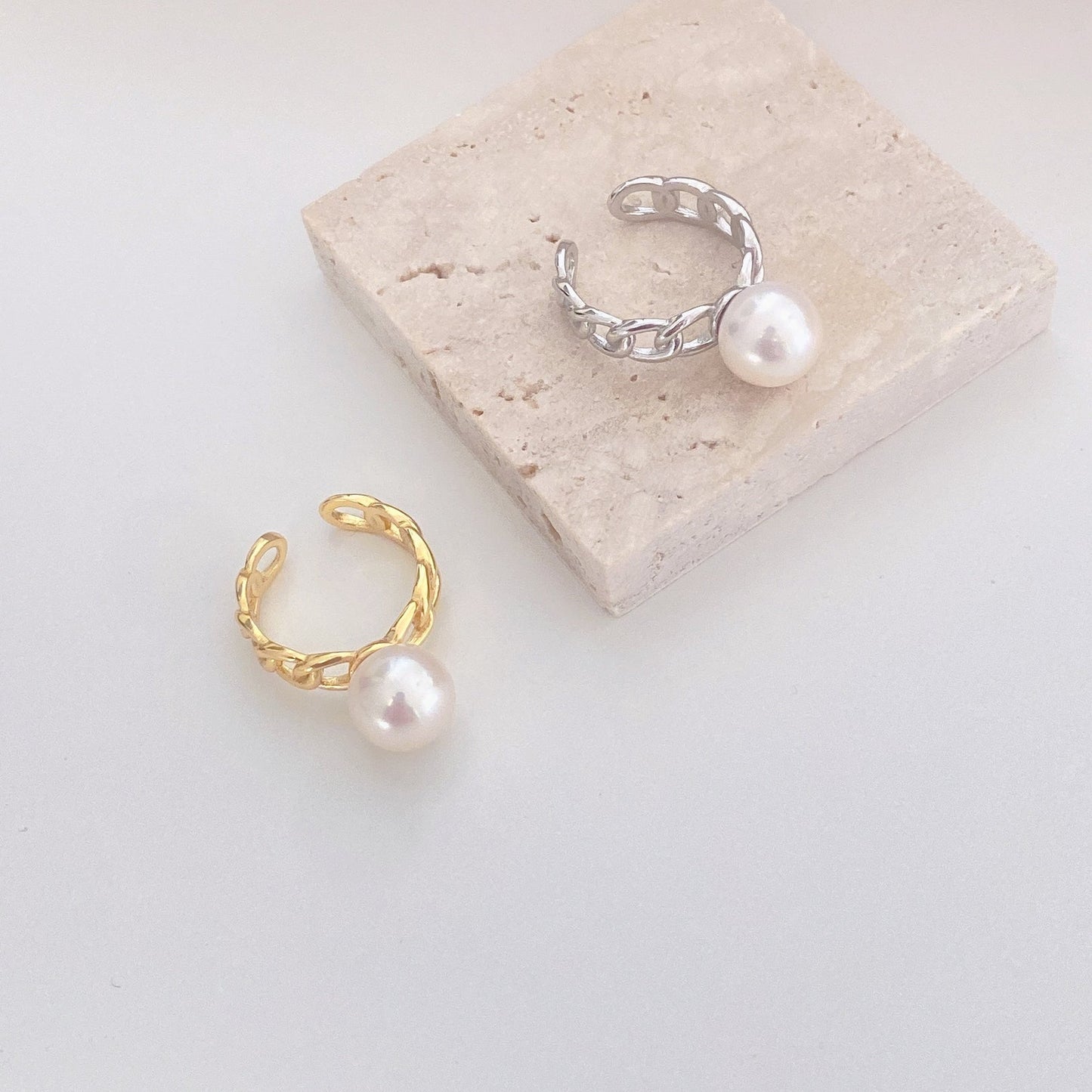 Ring Flora Adjustable Pearl Ring